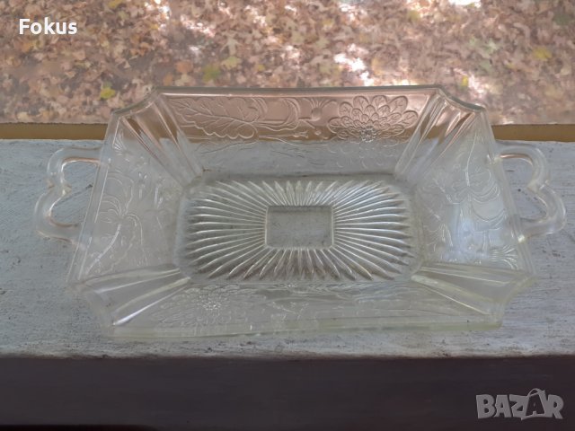 Стъклен поднос плато чиния