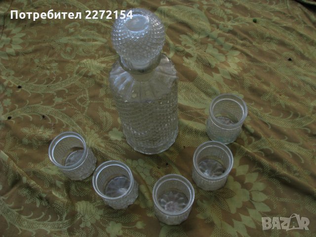 Гарафа бутилка с тапа с чаши за уиски, снимка 1 - Антикварни и старинни предмети - 32923190