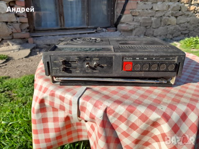 Стар радиокасетофон Starcorder 22 De Luxe, снимка 5 - Антикварни и старинни предмети - 32721842