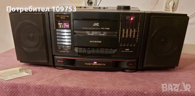 Радиокасетофон JVC PC-V66, снимка 2 - Радиокасетофони, транзистори - 53289413