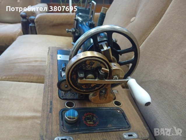 Ретро шевна машина Веста, снимка 5 - Други стоки за дома - 53575799