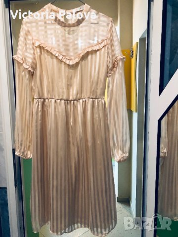 Красива нова рокля, снимка 2 - Рокли - 27504587