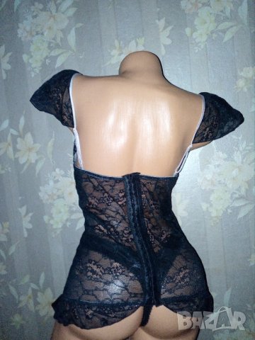 Чудесен луксозен комплект корсет 85 В и прашки Л, снимка 1