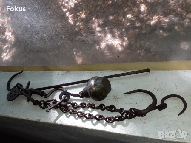 Стар кантар с топуз