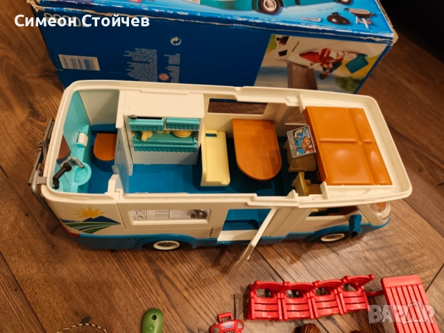 Играчка кемпер Playmobil 70088, снимка 7 - Конструктори - 52681444