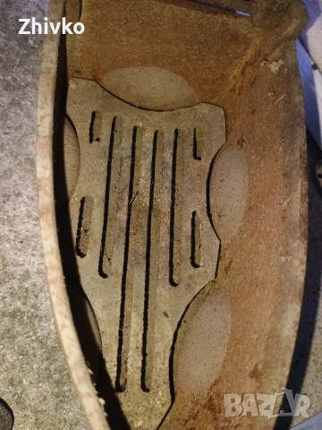 Стара ютия , снимка 2 - Антикварни и старинни предмети - 52503118