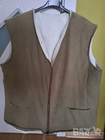 Топъл зимен елек с цип и джобове голям размер