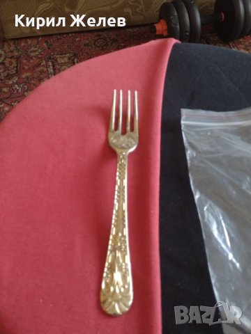 Стара вилица много красива орнаментика перфектно състояние с маркировка ITALI за КОЛЕКЦИЯ 33078