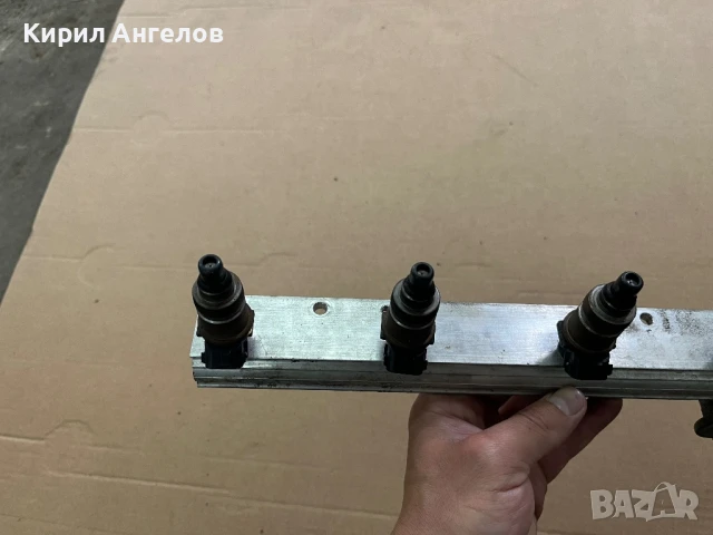 Горивна рейка с дюзи за Honda Civic 6 EK 1.4i, снимка 5 - Части - 50445348