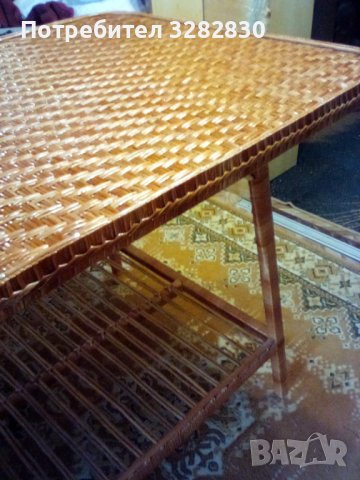 Трапезна  плетена   на две нива и два плетени трапезни стола тип фотьойли, снимка 3 - Маси - 44125304