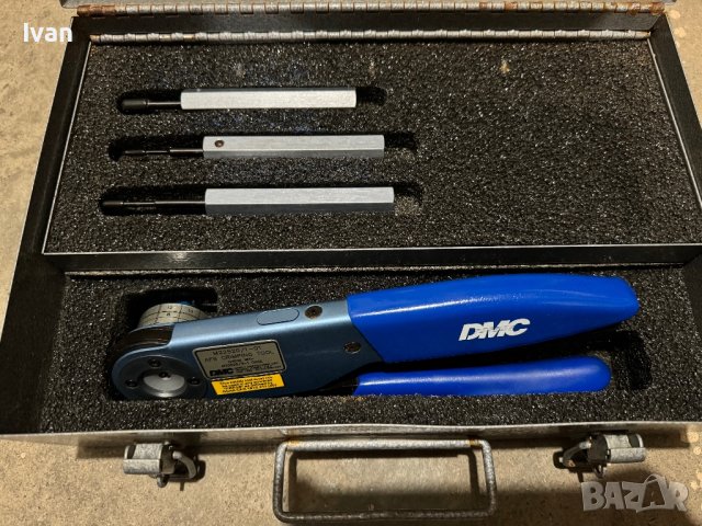 DMC986 Комплект за електро техници