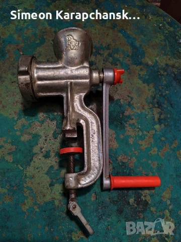 Продавам 3бр. български месомелачки 