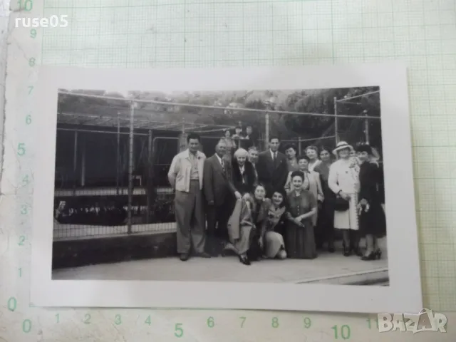 Снимка стара на група българи в Америка