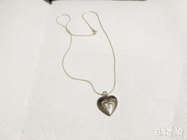 Старинен сребърен медальон Дева Мария, Богородица  и Исус Христос и тайник сребро, снимка 6 - Колиета, медальони, синджири - 33601018