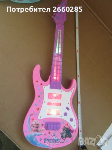 ДЕТСКА СВИРЕЩА КИТАРА НА БАТЕРИИ, снимка 2 - Електрически играчки - 47306278