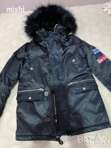 Bershka страхотно ново яке, снимка 1 - Детски якета и елеци - 38973772
