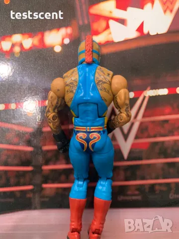 Екшън фигура WWE Rey Mysterio Mattel Elite играчка Рей Мистерио blue, снимка 5 - Фигурки - 48828477