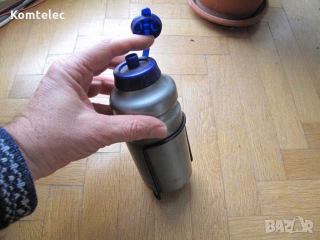 Велосипед бутилка за вода със стойка, снимка 2 - Аксесоари за велосипеди - 28354666