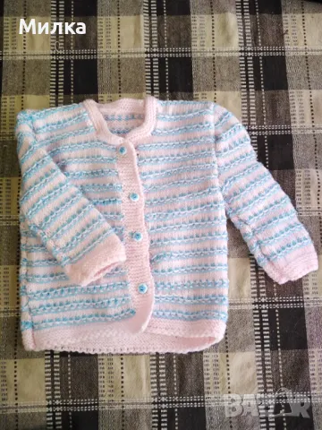 Ръчно плетена жилетка за дете 