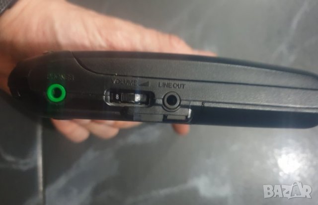 Дискмен SONY D-131 Compact disc player SONY D-131 В отлично състояние, работи без проблем., снимка 6 - MP3 и MP4 плеъри - 32800977