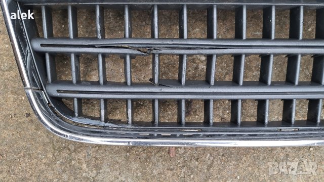 Q7 предна решетка цена 120 лв забележка, снимка 1