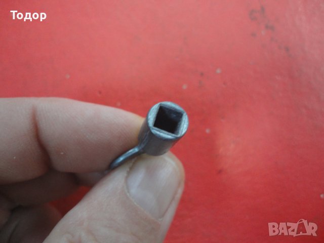 Ключе ключ за стенен часовник , снимка 2 - Колекции - 43021299