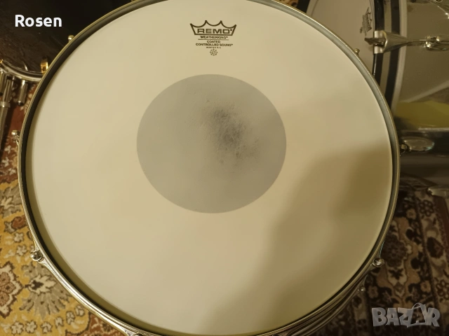Продавам кожи за барабани Remo 