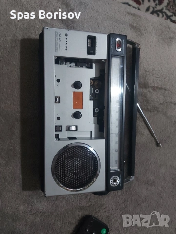 санйо, снимка 4 - Радиокасетофони, транзистори - 53114671