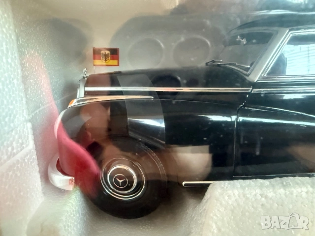 1:18 Norev Mercedes 300 Konrad 1955, снимка 8 - Колекции - 53394448