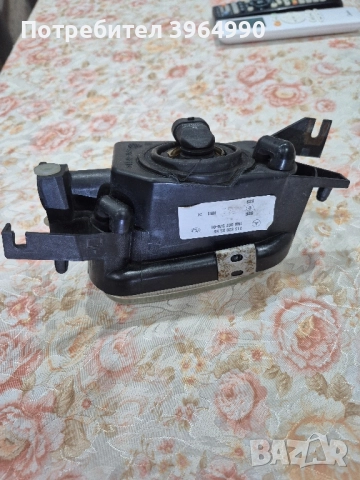 Десен халоген HELLA за Мерцедес С клас W203 преди фейс , снимка 4 - Части - 52545102