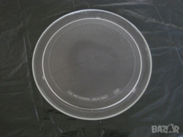 Продавам чиния за микровълнова фурна -27 см