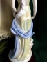 Порцеланова фигура за лампа или украса 54.50 см височина , снимка 3