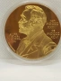 позлатена монета Нобелова награда по медицина , снимка 1