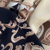 Красив копринен шал 87 см на 85 см., снимка 1 - Шалове - 32252400