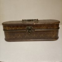 Рядка находка-Уникат Много красива старинна автентична колекционерска кутия,пристига от Англия., снимка 1 - Антикварни и старинни предмети - 43781451