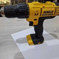 Бормашина-винтоверт DEWALT DCD776, снимка 1 - Винтоверти - 40855873