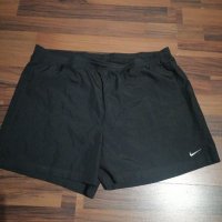 Къси гащи Nike , снимка 1 - Къси панталони и бермуди - 40696726