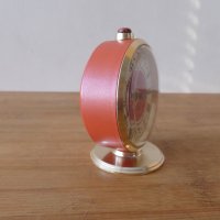Колекционерски будилник часовник Слава на кирилица червен, снимка 10 - Антикварни и старинни предмети - 44003630