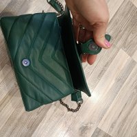 малка чантичка в зелено 20лв, снимка 2 - Чанти - 43894568