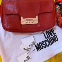 Оригинална чанта Love Moschino, снимка 6 - Чанти - 28336622