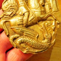 Старинна солидна бронзова икона, нагръден медальон със Свети Георги Победоносец - вашия покровител и, снимка 3 - Антикварни и старинни предмети - 38465263