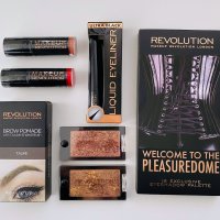 Комплект гримове Makeup Revolution London, снимка 1 - Комплекти и лотове - 43100720