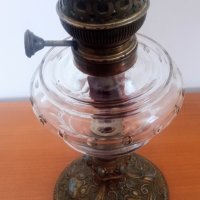 Стара салонна керосинова лампа от края на 19 век, снимка 3 - Антикварни и старинни предмети - 40072427