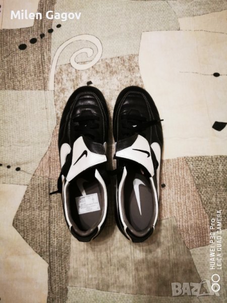 Футболни обувки Nike, номер 41, чисто нови, но без етикет. , снимка 1