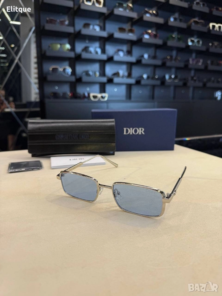 очила с черен обикновен калъф и ув защита Christian Dior , снимка 1