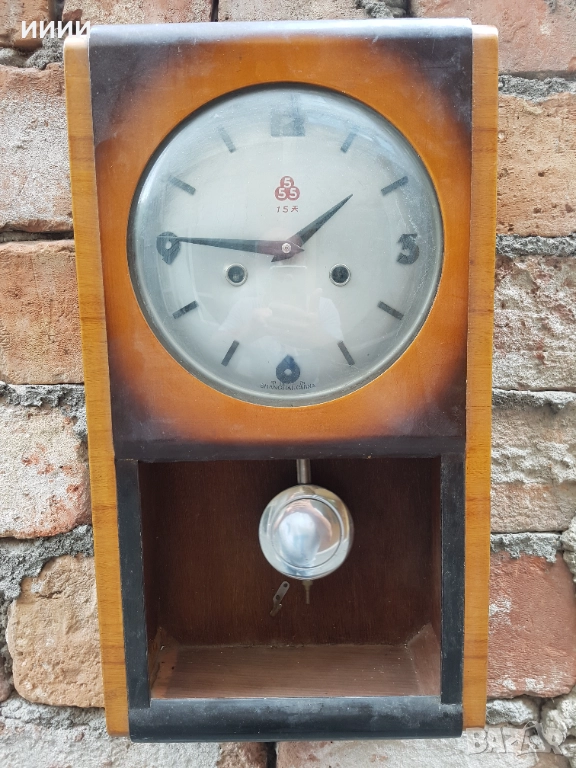 Стенен часовник месечен , снимка 1