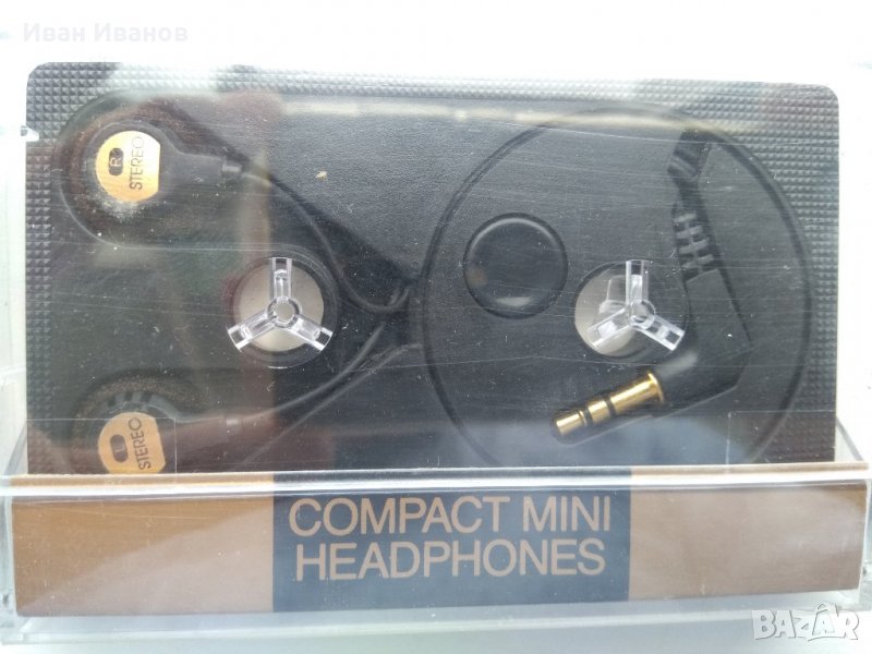 нови слушалки в кутия от аудио касета /фабрично/ колекционерски, снимка 1