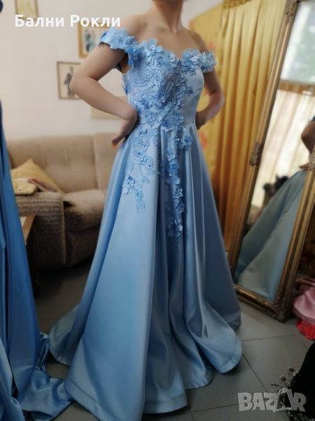 Бална синя рокля с 3Д цветя, снимка 1