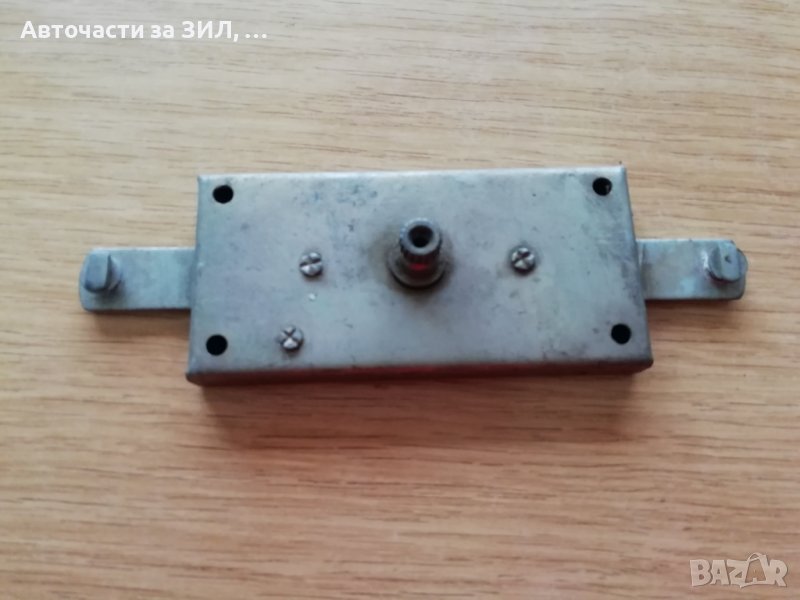 Брава за задна врата Уаз, СССР , снимка 1