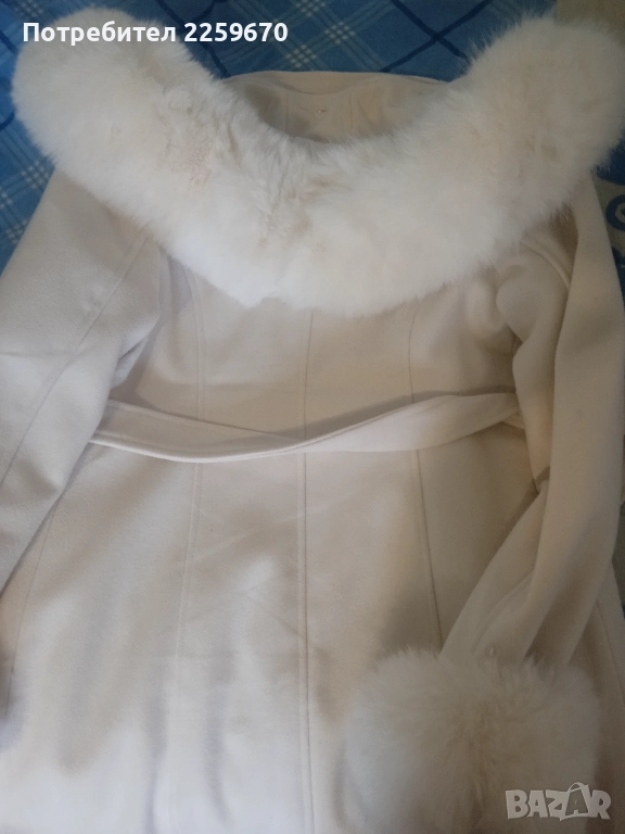 Продавам бяло палто , снимка 1